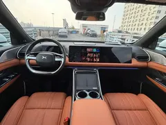 2022 Xpeng G9 570 Pro, белый — фото 10