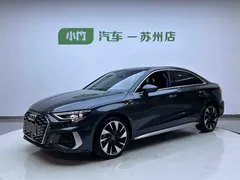 2023 Audi A3L Limousine 35 TFSI Fashion Sport, зелёный — фото 1