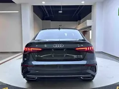 2023 Audi A3L Limousine 35 TFSI Fashion Sport, зелёный — фото 5
