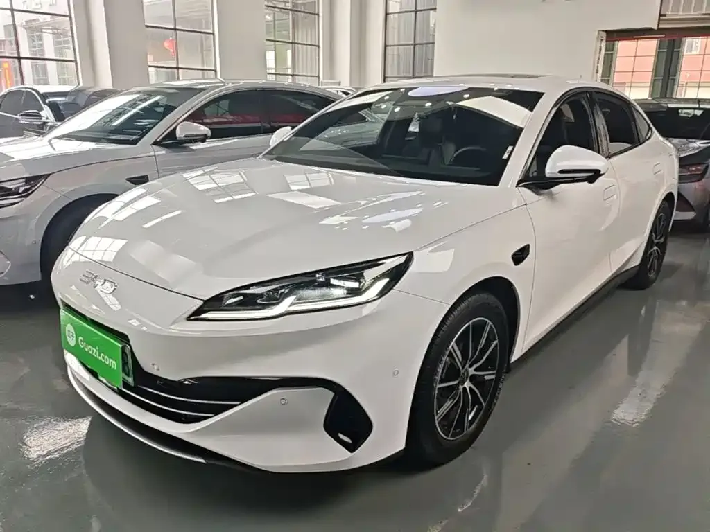 2025 BYD Seal 06 DM-i PHEV 120KM Smart Driving Premium