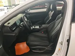 2025 BYD Seal 06 DM-i PHEV 120KM Smart Driving Premium, белый — фото 15