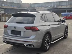 2023 Volkswagen Tiguan L 330TSI AT 2WD — фото 7