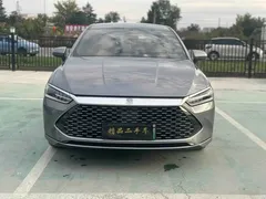 2024 BYD Qin PLUS Honor DM-i PHEV 55km Leading — фото 2