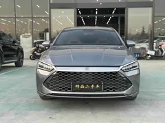 2024 BYD Qin PLUS Honor DM-i PHEV 55km Leading — фото 2