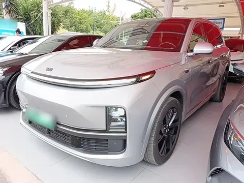 2023 Li Auto L8 Air