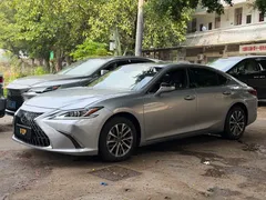 2023 Lexus ES 200 Excellence — фото 1