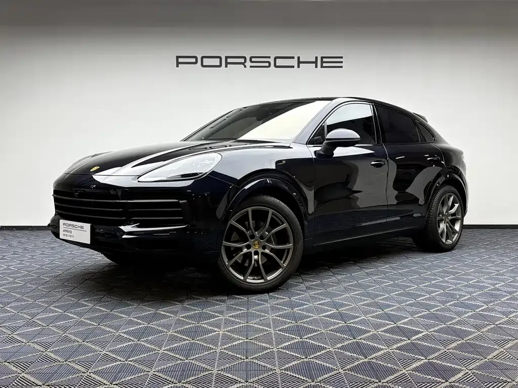 2023 Porsche Cayenne Coupé 3.0T Platinum Edition