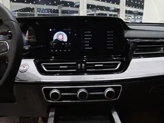 2025 Hongqi HS5 2.0T 4WD Pro, чёрный — фото 11