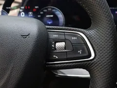 2025 Hongqi HS5 2.0T 4WD Pro, чёрный — фото 15