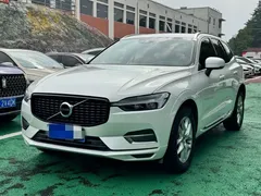 2021 Volvo XC60 T4 Luxury, белый — фото 2