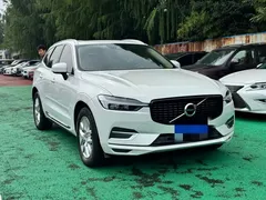 2021 Volvo XC60 T4 Luxury, белый — фото 3