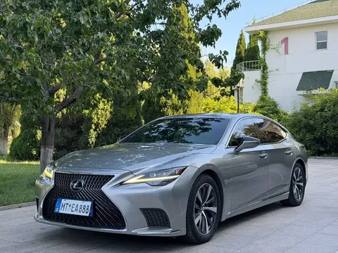 2021 Lexus LS 500h Excellence