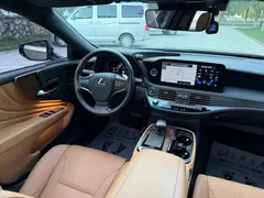 2021 Lexus LS 500h Excellence — фото 7