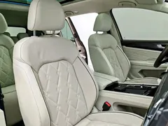 2022 Volkswagen Viloran 380TSI Premium — фото 7