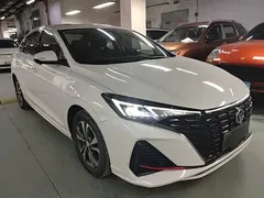 2022 Changan Eado PLUS 1.4T GDI DCT Premium, белый — фото 4