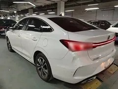 2022 Changan Eado PLUS 1.4T GDI DCT Premium, белый — фото 5
