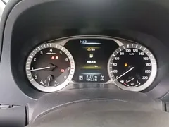 2023 Nissan Navara 2.5L AT 4WD Premium, белый — фото 12