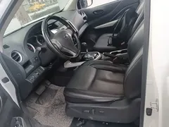 2023 Nissan Navara 2.5L AT 4WD Premium, белый — фото 15
