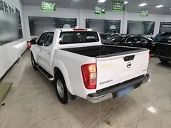 2023 Nissan Navara 2.5L AT 4WD Premium, белый — фото 5