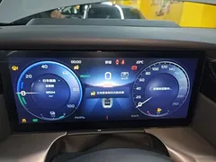 2024 Hongqi HS7 2.0T PHEV 4WD 6 — фото 12