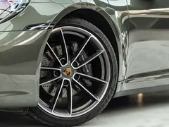 2022 Porsche 911 Carrera 3.0T, зелёный — фото 10