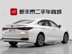 2022 Lexus ES 300h Excellence, белый — фото 5