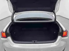 2022 Lexus ES 300h Excellence, белый — фото 27