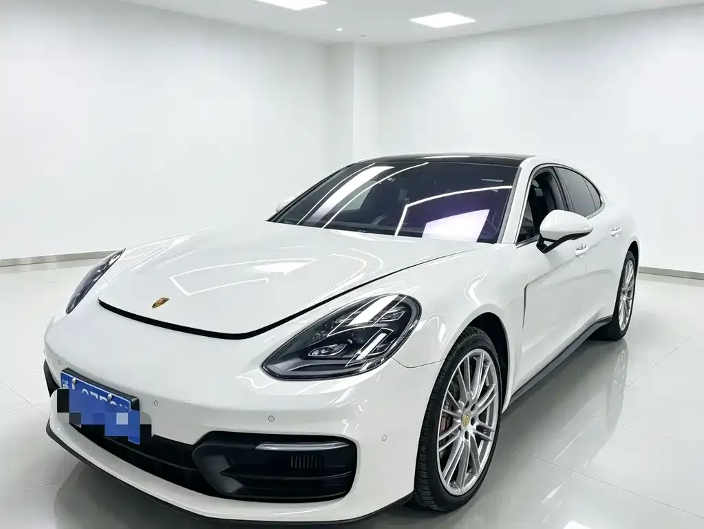 2022 Porsche Panamera Executive Long 2.9T