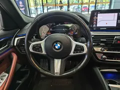 2022 BMW 5 Series 525Li M Sport Package, белый — фото 6