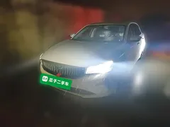 2022 Geely Emgrand 4th Gen 1.5L CVT Premium, белый — фото 1
