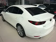 2020 Mazda 3 2.0L AT, белый — фото 5