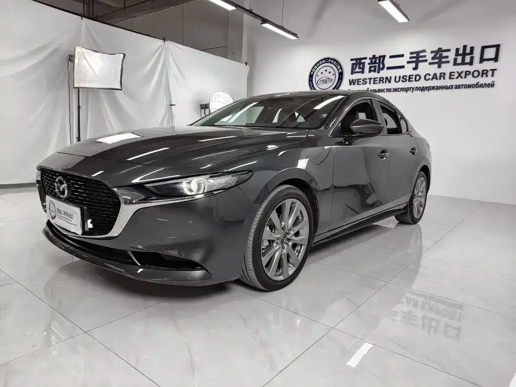 2022 Mazda 3 2.0L AT