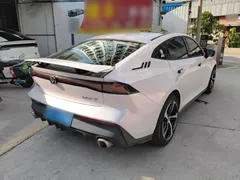 2022 Changan UNI-V 1.5T Premium, чёрный — фото 7