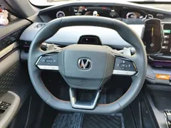 2022 Changan UNI-V 1.5T Premium, чёрный — фото 11