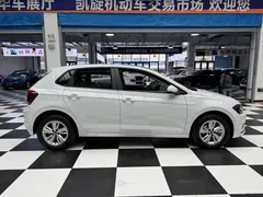 2023 Volkswagen Polo Plus 1.5L AT Panoramic, белый — фото 4