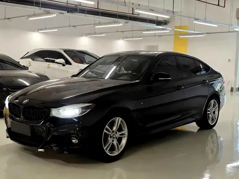 2020 BMW 3 Series GT 320i M Sport Package