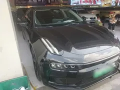 2022 Zeekr 001 Long Range Dual Motor WE EV, чёрный — фото 4