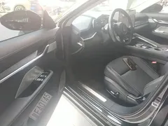 2022 Zeekr 001 Long Range Dual Motor WE EV, чёрный — фото 16