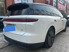 2025 Li Auto i8 Standard, белый — фото 11