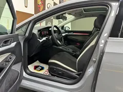 2023 Volkswagen Golf 280TSI DSG Pro — фото 7