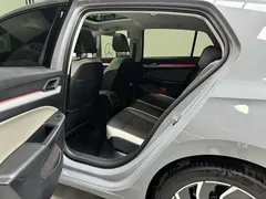 2023 Volkswagen Golf 280TSI DSG Pro — фото 8