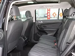 2022 Volkswagen Tiguan L 330TSI AT 2WD R-Line, чёрный — фото 11