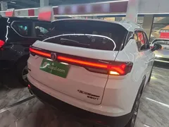 2021 Changan CS35 PLUS Blue Whale NE 1.4T DCT Premium, белый — фото 6