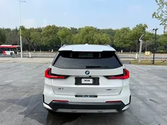 2023 BMW X1 X Design Package, белый — фото 6