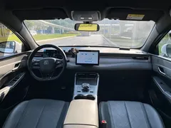 2025 BYD Qin PLUS DM-i PHEV Smart Driving 55km Leading, белый — фото 14