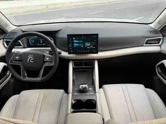 2024 BYD Yuan UP 401km Vitality, белый — фото 9