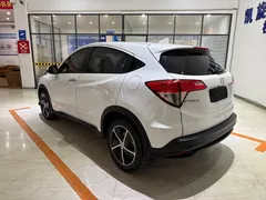 2020 Honda Vezel 1.5L CVT Pioneer, белый — фото 6