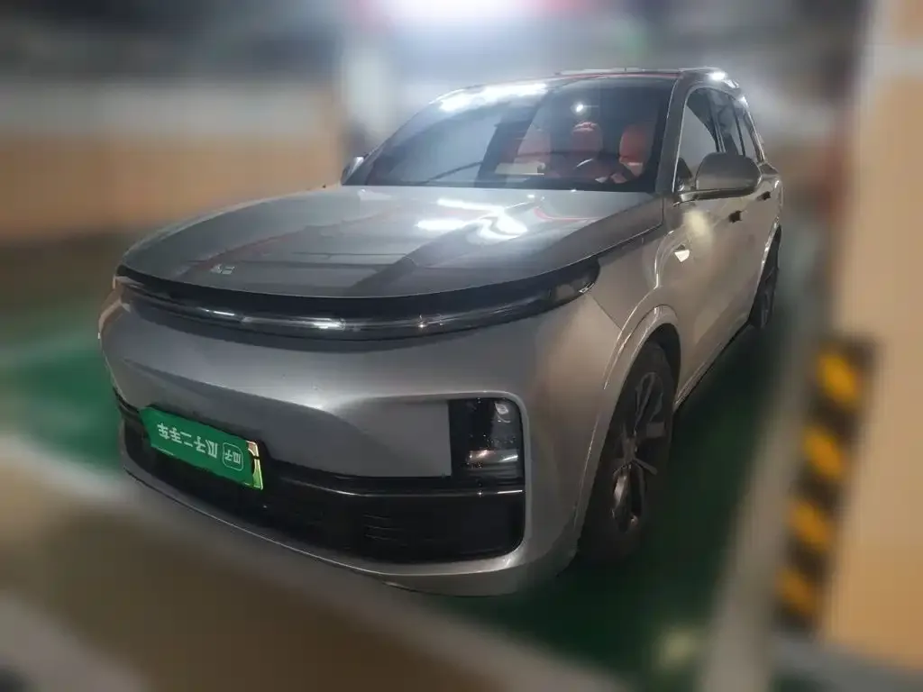 2023 Li Auto L8