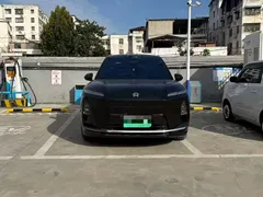 2026 Nio ES8 6-seat Executive Luxury, чёрный — фото 2
