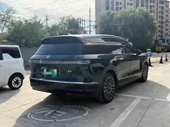2026 Nio ES8 6-seat Executive Luxury, чёрный — фото 7